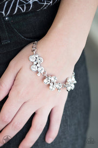 Paparazzi "Old Hollywood"  White Bracelet Paparazzi Jewelry