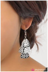 Paparazzi "Abracadabra" earring Paparazzi Jewelry