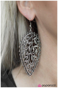 Paparazzi "Beyond BeLEAF" Silver Earrings Paparazzi Jewelry