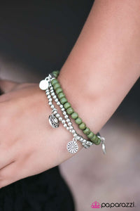 Paparazzi "Bloom Out! - Green" bracelet Paparazzi Jewelry