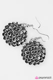 Paparazzi "Booming Blooms - Silver" earring Paparazzi Jewelry