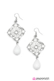 Paparazzi "Can I Get An Encore?" earring Paparazzi Jewelry