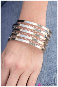 Paparazzi "Check Your Pulse" bracelet Paparazzi Jewelry