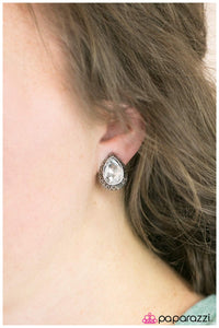 Paparazzi "Cry Baby" earring Paparazzi Jewelry