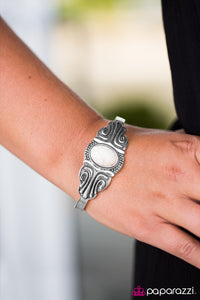 Paparazzi "Desert Deity" White Bracelet Paparazzi Jewelry