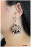 Paparazzi "Dixie Chick" earring Paparazzi Jewelry