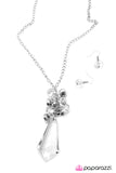 Paparazzi "Do You Believe In Magic?" necklace Paparazzi Jewelry