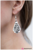 Paparazzi "Enchant Me - White" earring Paparazzi Jewelry