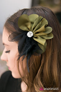 Paparazzi "Everyone Loves A Masquerade" Green Hair Clip Paparazzi Jewelry