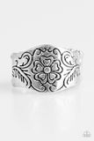 Paparazzi "Feeling Flowery - Silver" ring Paparazzi Jewelry