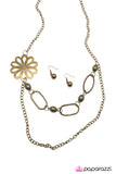 Paparazzi "Fresh As A Daisy - Brass" necklace Paparazzi Jewelry