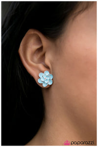 Paparazzi "Gardener Of The Year - Blue" earring Paparazzi Jewelry