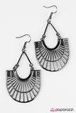 Paparazzi "Harmonious Horizons - Black" earring Paparazzi Jewelry