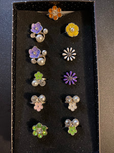 Paparazzi Starlet Shimmer Multi Flower Rings Silver Lot#61 Paparazzi Jewelry