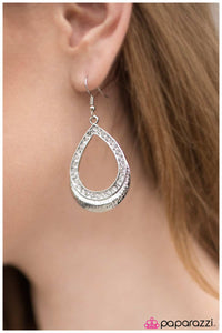 Paparazzi "Im Calling Your Bluff - White" earring Paparazzi Jewelry