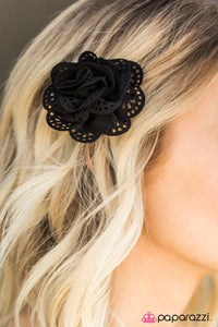 Paparazzi "In Your LACE! - Black" hair clip Paparazzi Jewelry