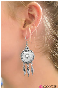 Paparazzi "It Was All A Dream" earring Paparazzi Jewelry