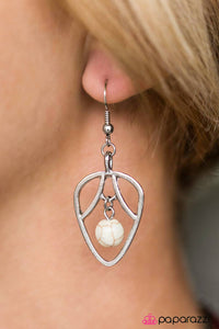 Paparazzi "Jitterbug - White" earring Paparazzi Jewelry