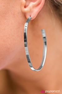 Paparazzi "Just Around The Bend" Silver Earrings Paparazzi Jewelry