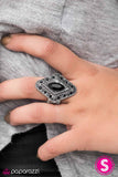 Paparazzi "Kill Em With SHINE-ness - Black" ring Paparazzi Jewelry