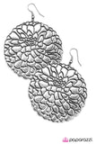Paparazzi "Left An Impression" earring Paparazzi Jewelry