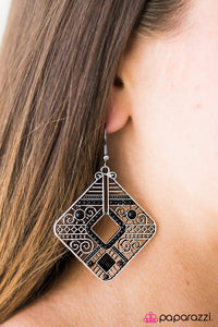 Paparazzi "Let It CONGO" Black Earrings Paparazzi Jewelry