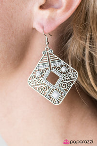 Paparazzi "Let It CONGO" Silver Earrings Paparazzi Jewelry