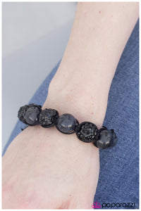 Paparazzi "Lookin Sharp - Black" bracelet Paparazzi Jewelry