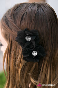 Paparazzi "Love Ballad - Black" hair clip Paparazzi Jewelry