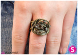 Paparazzi "Love Me or LEAF Me" ring Paparazzi Jewelry