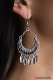 Paparazzi "Lunar Lullaby" earring Paparazzi Jewelry