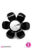 Paparazzi "May Flower" ring Paparazzi Jewelry