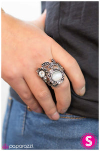 Paparazzi "Midsummers Dream" ring Paparazzi Jewelry