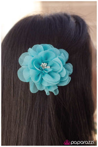 Paparazzi "Moment of Truth" Blue Hair Clip Paparazzi Jewelry