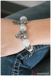 Paparazzi "Mystery Princess" bracelet Paparazzi Jewelry