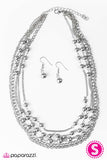 Paparazzi "Pearls Are Always Appropriate - Silver" necklace Paparazzi Jewelry