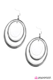 Paparazzi "Poolside - White" earring Paparazzi Jewelry