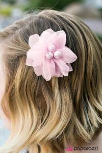 Paparazzi "Pretty In PETALS" Pink Hair Clip Paparazzi Jewelry