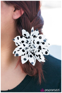 Paparazzi "Put Me On the Spot - White" hair clip Paparazzi Jewelry