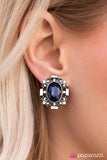 Paparazzi "Queen Of Everything" earring Paparazzi Jewelry