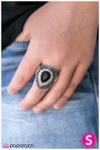 Paparazzi "Queen Regnant" Black Ring Paparazzi Jewelry