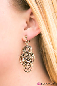 Paparazzi "Rustic Ripples" earring Paparazzi Jewelry