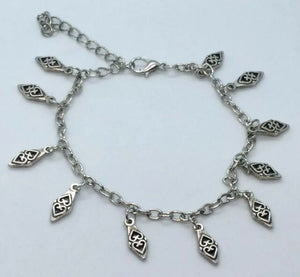 Paparazzi "City Chic" Silver Bracelet Paparazzi Jewelry