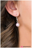 Paparazzi "Shake It Off - Purple" necklace Paparazzi Jewelry