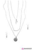 Paparazzi "She Can Fly! - Green" necklace Paparazzi Jewelry