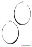 Paparazzi "Shes A Man-Eater - Silver" earring Paparazzi Jewelry