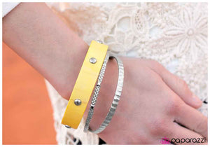 Paparazzi "Shiny Happy People" bracelet Paparazzi Jewelry