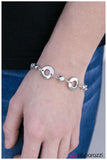 Paparazzi "Simple As That" bracelet Paparazzi Jewelry