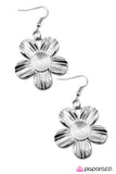 Paparazzi "Simple Pleasures" earring Paparazzi Jewelry