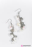 Paparazzi "Singapore Beaches" White Earrings Paparazzi Jewelry